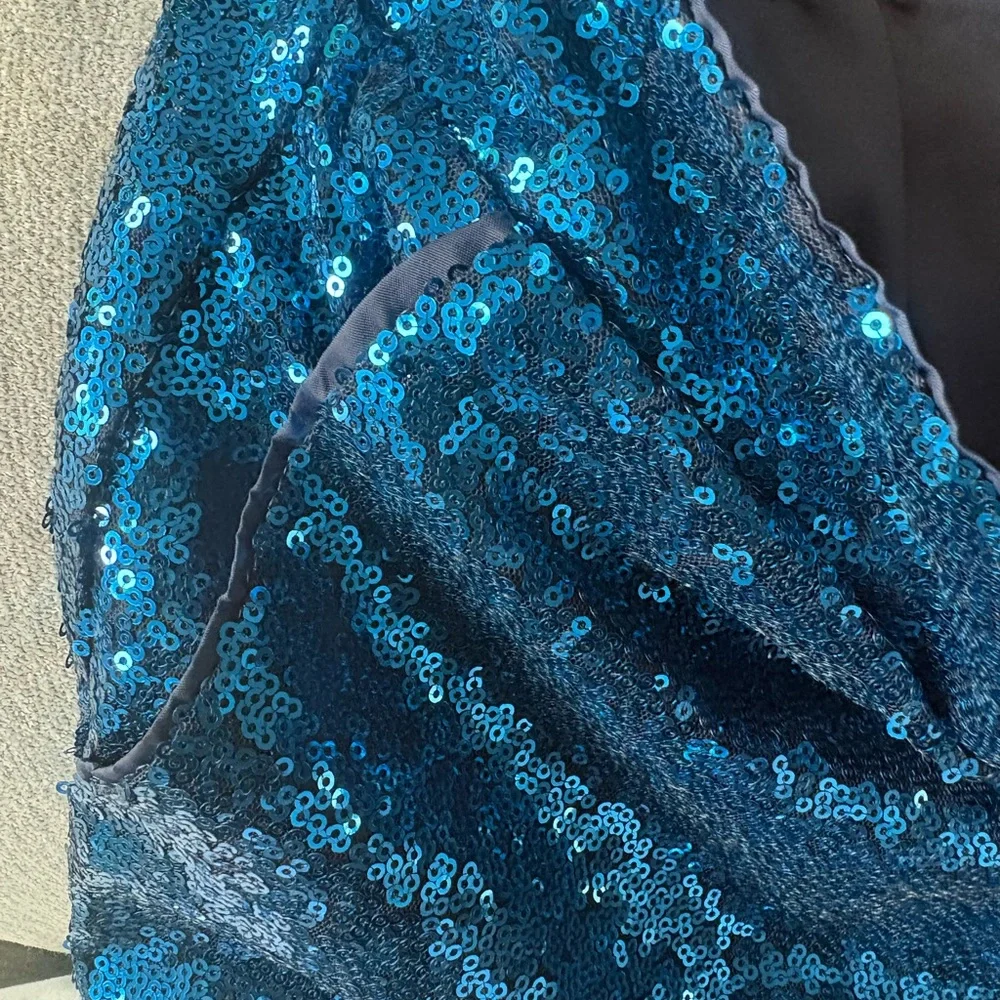 New York & Company | NWT | Vibrant Blue Sequin pants| sz M.